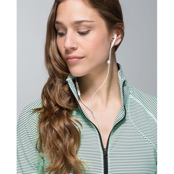 Lululemon Race with Grace Half Zip, Mint Black Stripe. size 6 - Picture 6 of 7